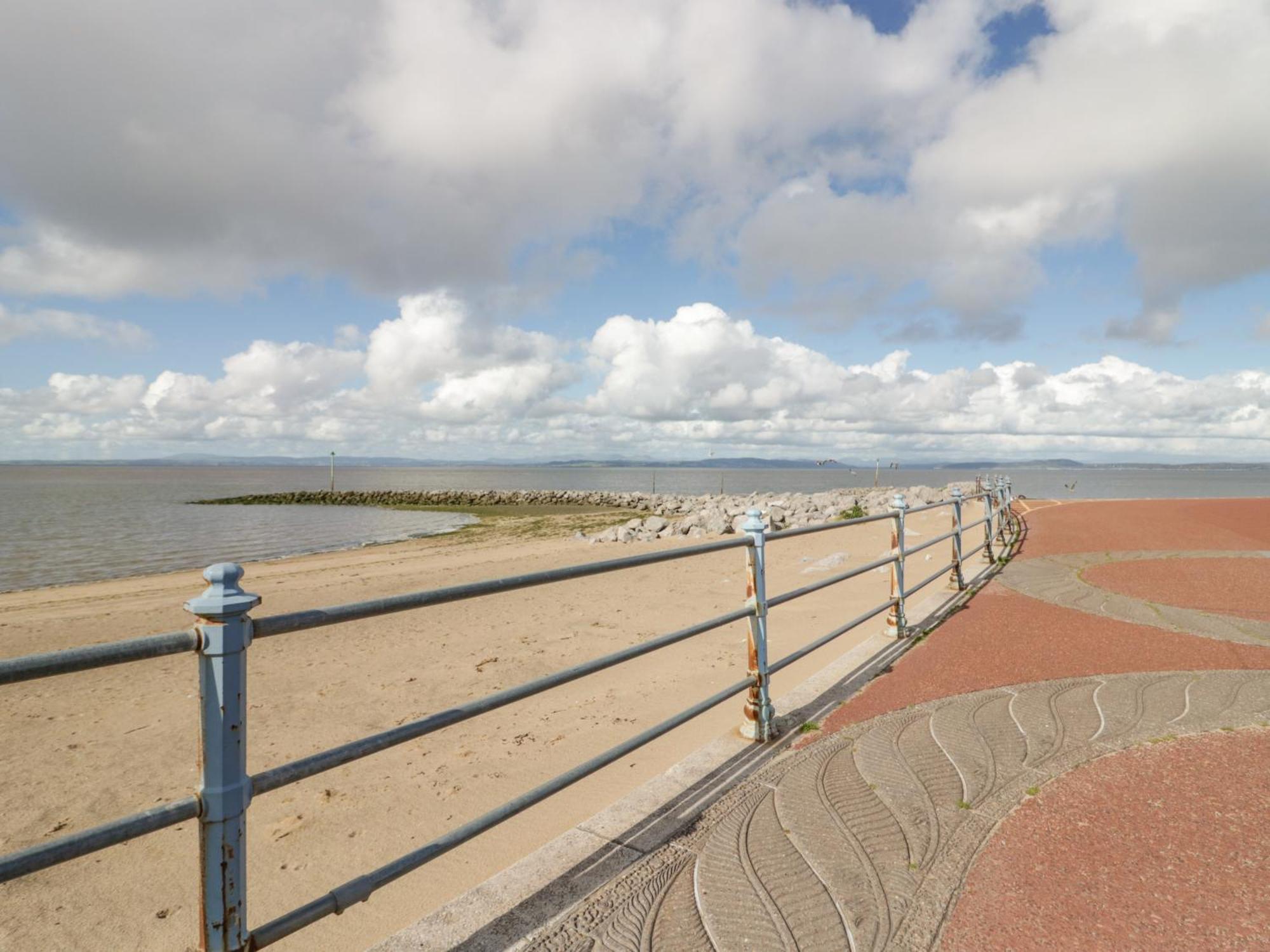 The Bay Cottage Morecambe Ngoại thất bức ảnh